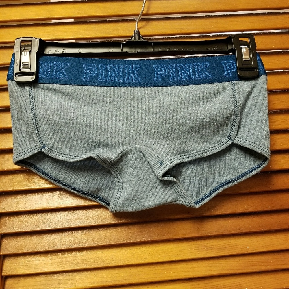 NWT Victoria Secret boy short panties size xs